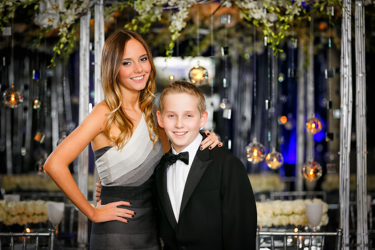 Amazing Bar Mitzvah photos at Fresh Meadows Country Club by top New York Photographer Michael Jurick