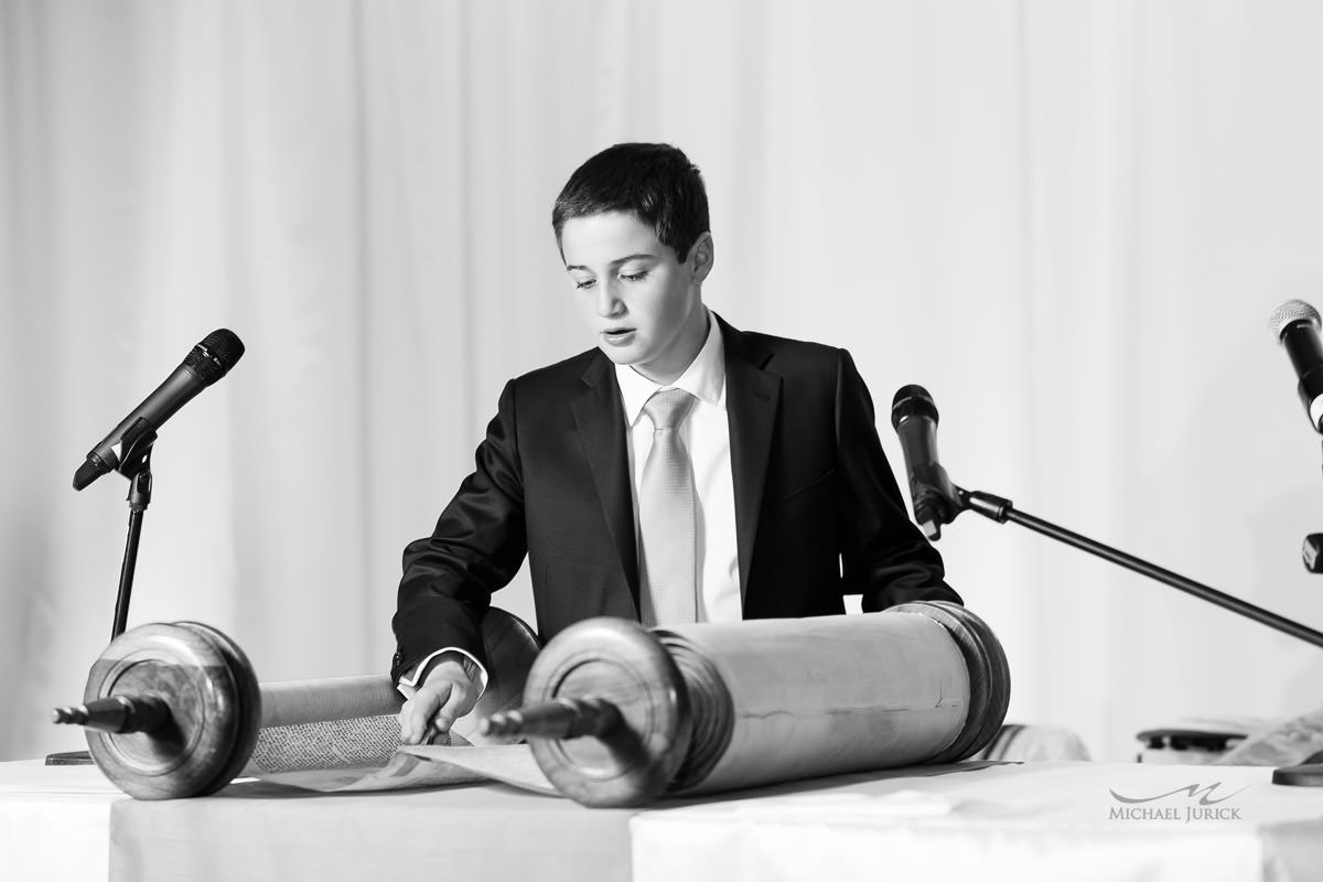 Rockin Bar Mitzvah at Basketball City by top New York Photographer Michael Jurick