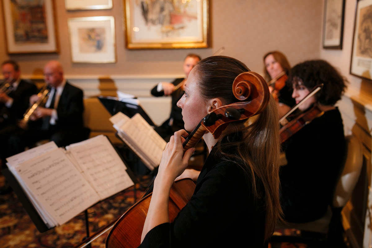 Beautiful wedding at 21 Club by top New York Photographer Michael Jurick