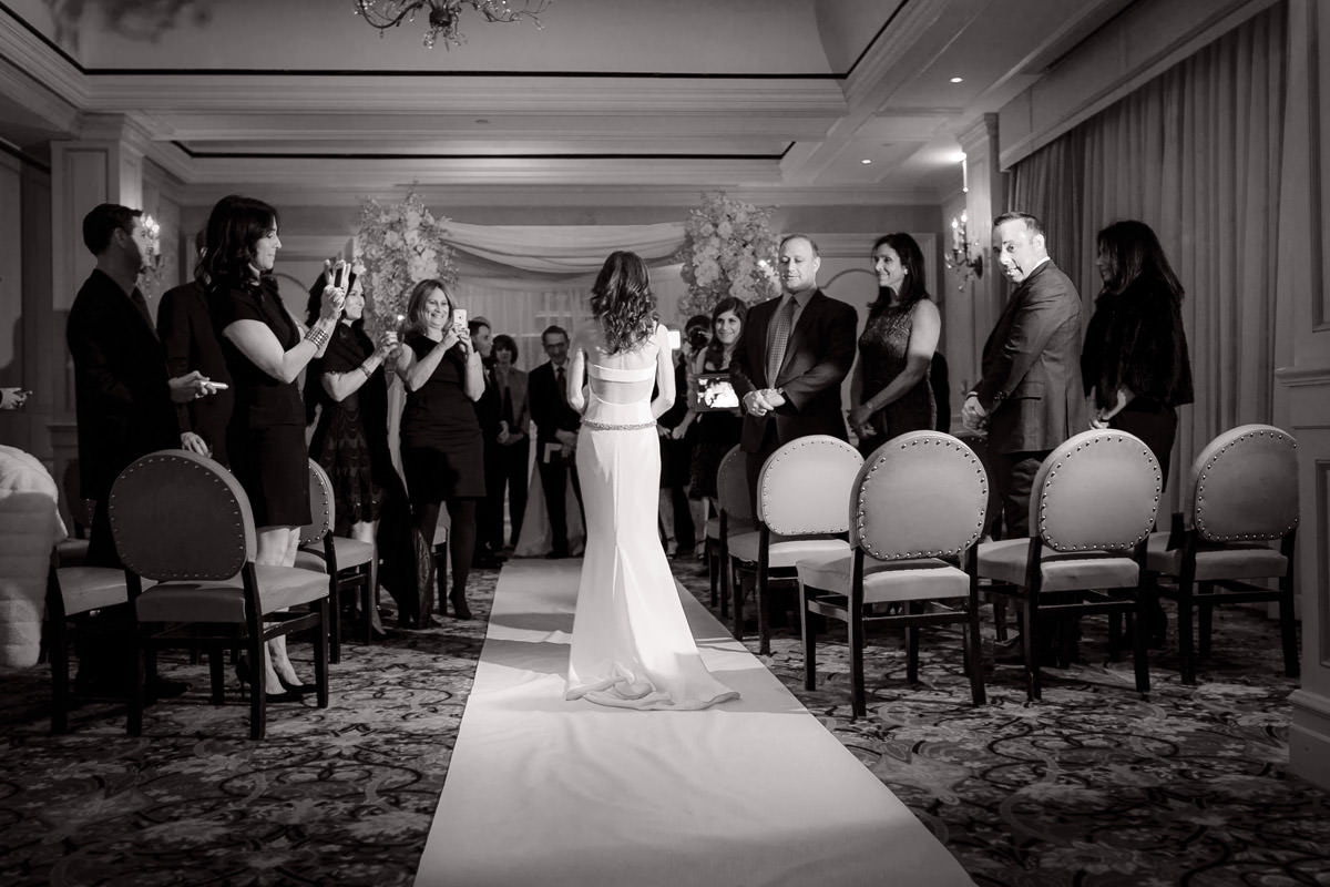 Beautiful wedding at 21 Club by top New York Photographer Michael Jurick