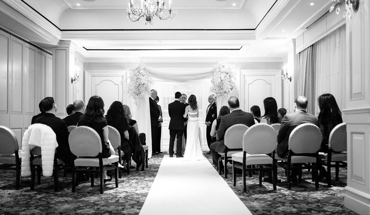 Beautiful wedding at 21 Club by top New York Photographer Michael Jurick