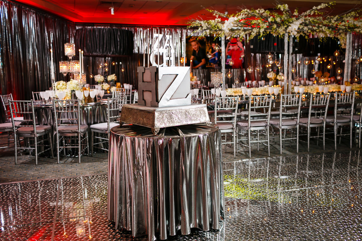 Amazing Bar Mitzvah photos at Fresh Meadows Country Club by top New York Photographer Michael Jurick