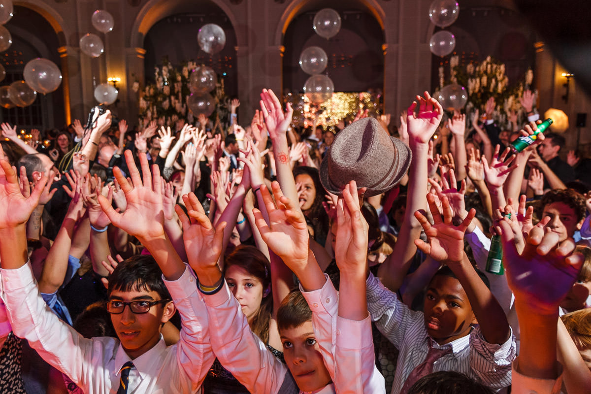 Stunning Bat Mitzvah photographs at the Brooklyn Museum by top New York Photographer Michael Jurick