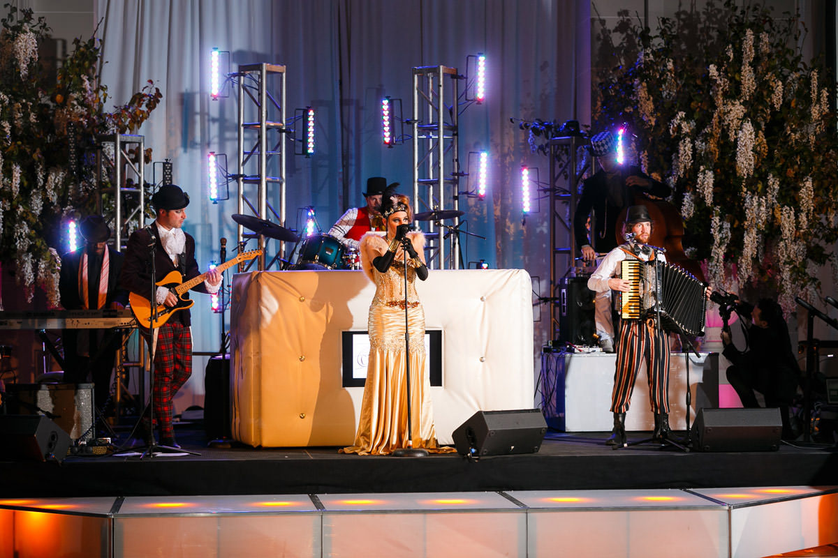 Stunning Bat Mitzvah photographs at the Brooklyn Museum by top New York Photographer Michael Jurick