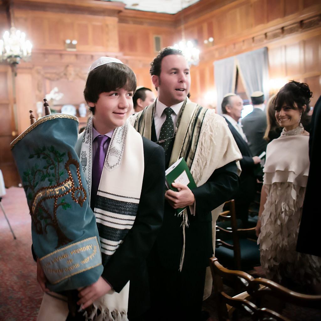 Bar Mitzvah photos at the Harmonie Club, NYC by top New York Photographer Michael Jurick