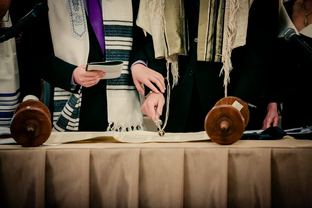 Bar Mitzvah photos at the Harmonie Club, NYC by top New York Photographer Michael Jurick