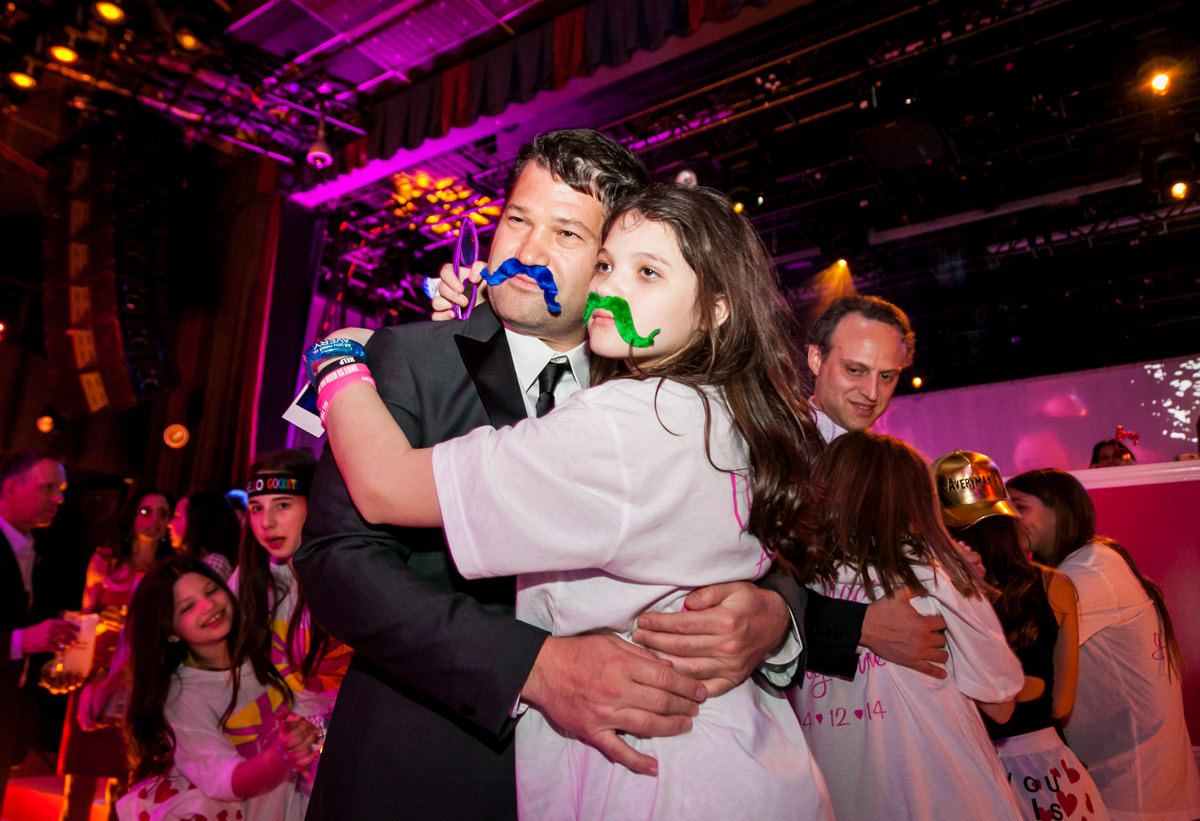 Stellar Bat Mitzvah party photography by top New York Photographer Michael Jurick