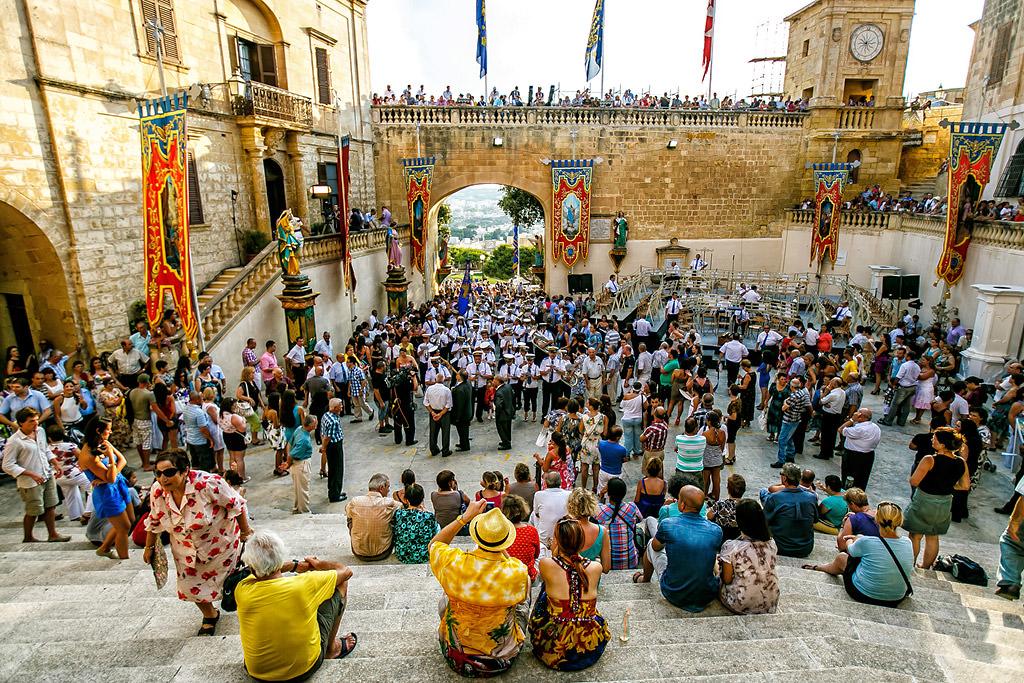 incredible photos of Malta by top New York Photographer Michael Jurick