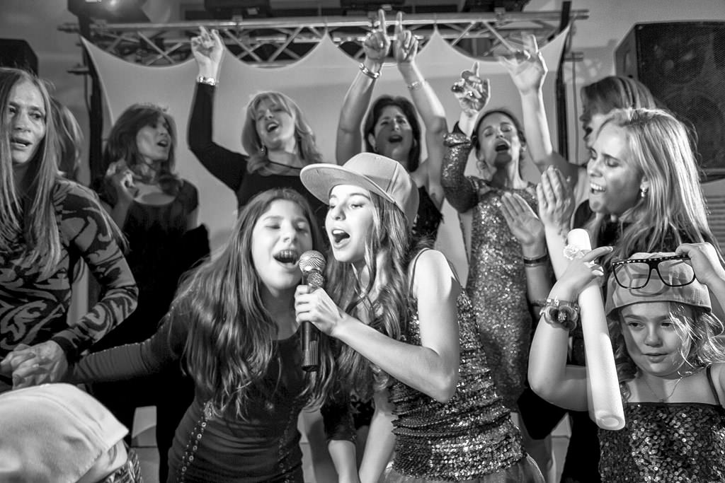 Bat Mitzvah photographs by top New York Photographer Michael Jurick