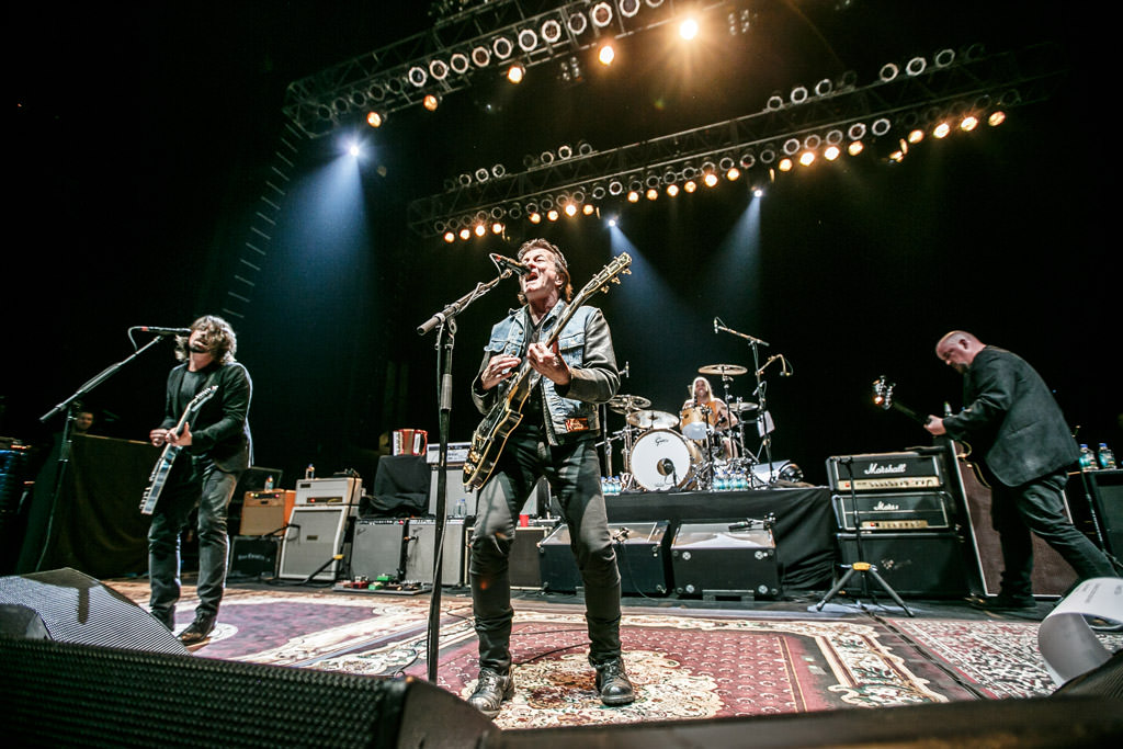 Photos of the Sound City Players at the Hammerstein Ballroom, New York City by top New York Photographer Michael Jurick